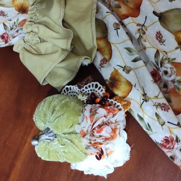 Thanksgiving dress and pumpkin bow size 3t nwt - Picture 4 of 5